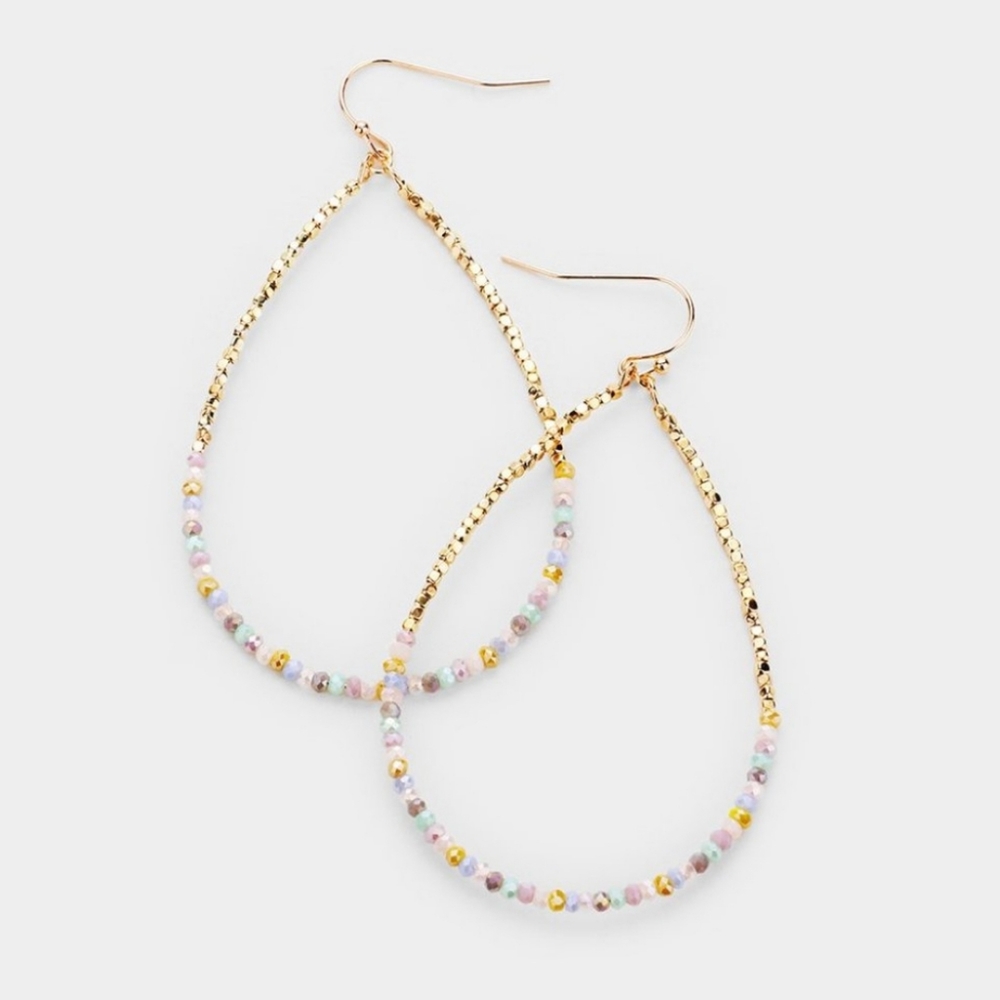 New! Beaded earrings 🌈 pastel colors